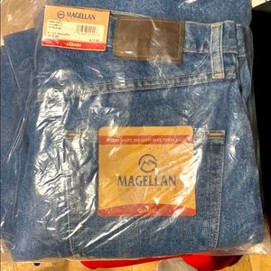 Brand new men’s jeans by Magellan